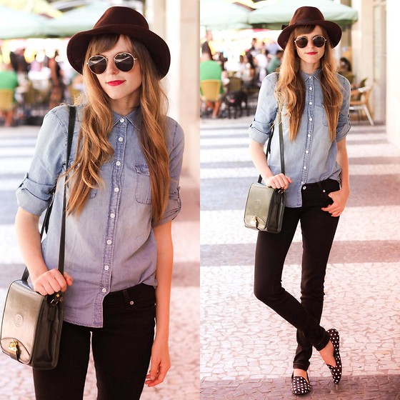 Bạn gái có thể mặc đẹp mỗi ngày với cách phối áo denim và quần jeans khỏe khoắn