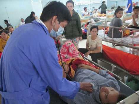 Gần 70 người ở An Giang bị ngộ độc thực phẩm sau khi ăn cưới