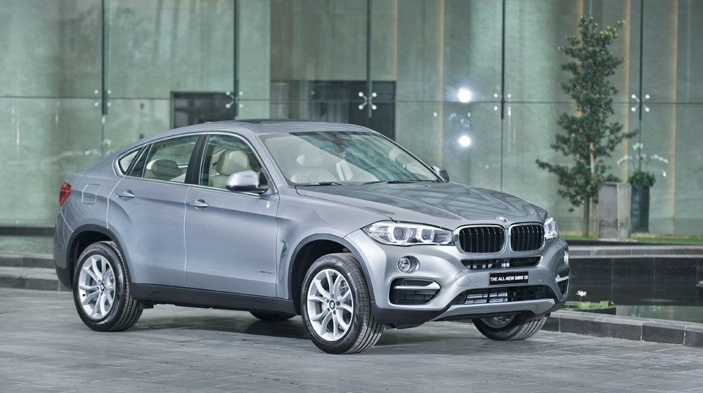 Ô tô BMW X6 mới đang được phân phối tại các showroom BMW trên toàn quốc 