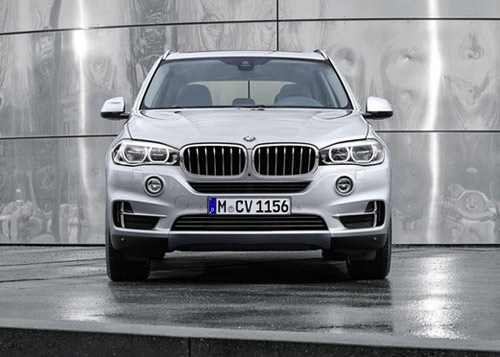 Ô tô BMW X5 được trang bị hệ dẫn động plug-in hybrid