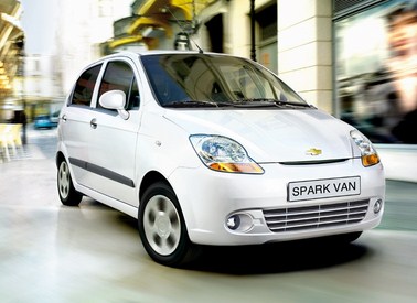Chevrolet Spark Lite Van là một trong những mẫu xe cho phái nữ hoàn hảo