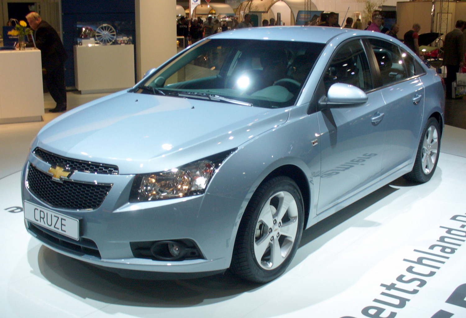 Chevrolet Cruze là mẫu xe sở hữu kích thước lớn nhất nằm trong danh sách này 