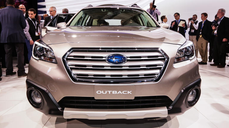 Tinh tế, giàu tiện ích, Subaru Outback 2015 còn có một bước nhảy vọt lớn về khả năng vận hành tiết kiệm nhiên liệu.