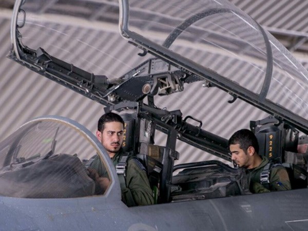 Phi công Saudi Arabia tham gia chiến dịch không kích IS do Mỹ đứng đầu