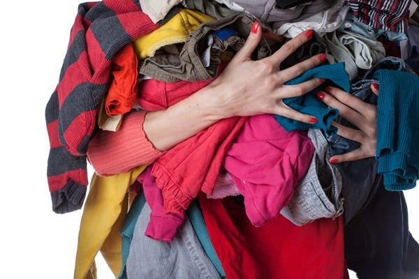 Quần áo ẩm mốc có thể là nguyên nhân gây ra nhiều loại bệnh