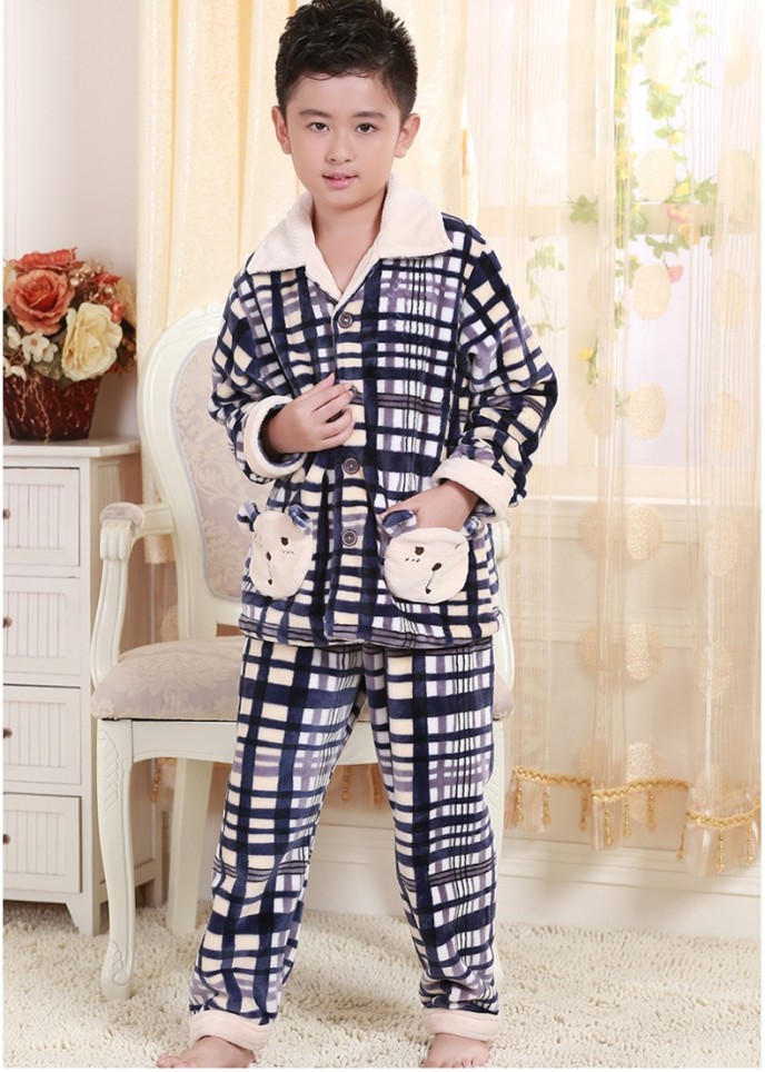 Bộ ngủ nỉ hình dễ thương nổi bật trong bộ sưu tập quần áo mùa đông 2014