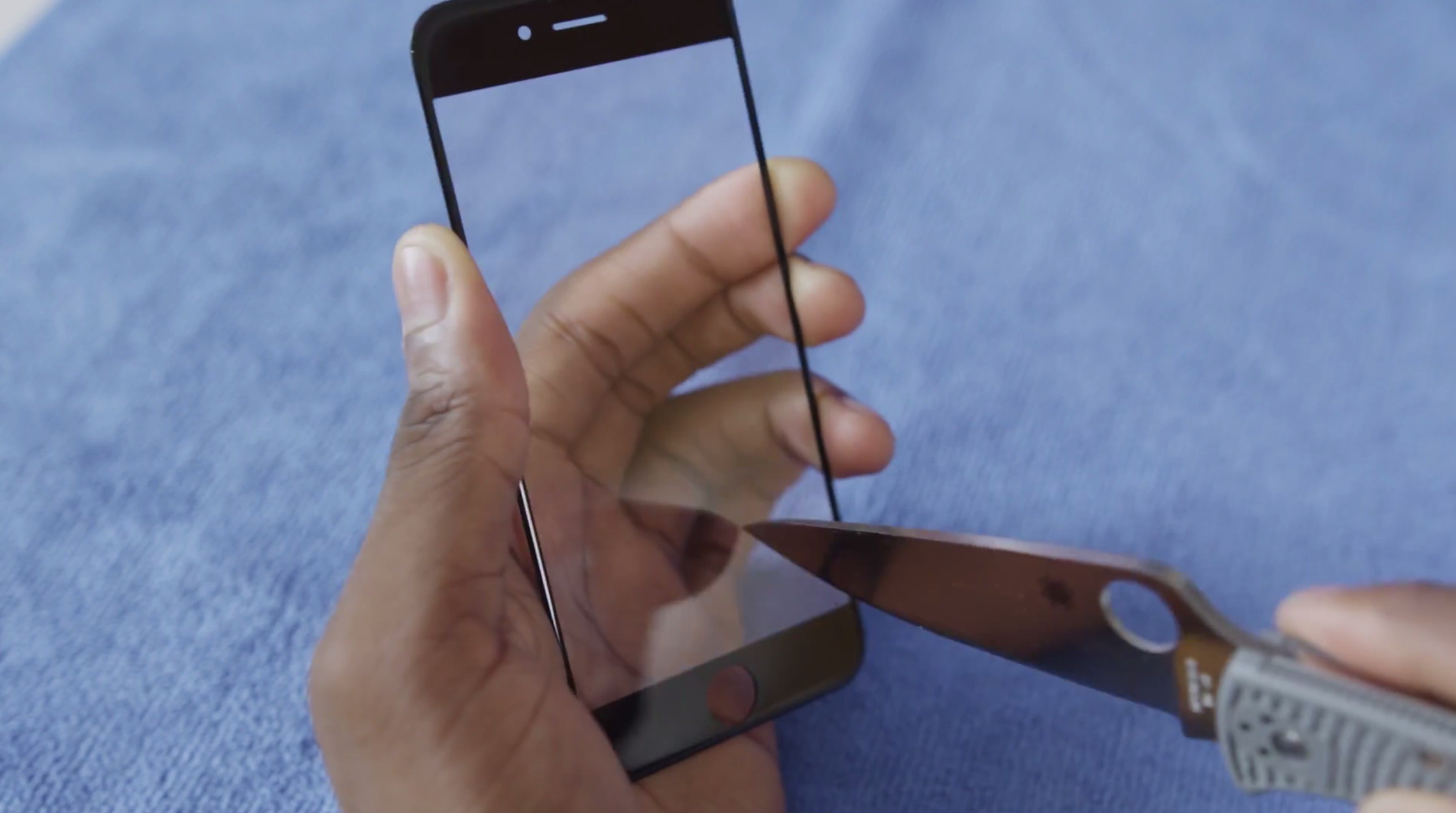 iPhone 6 sẽ được trang bị màn hình đá sapphire chống trầy xước?