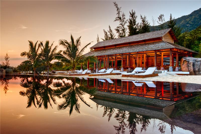 An Lâm Ninh Vân Bay Villas là hệ thống nghỉ dưỡng liên hoàn từ rừng đến biển