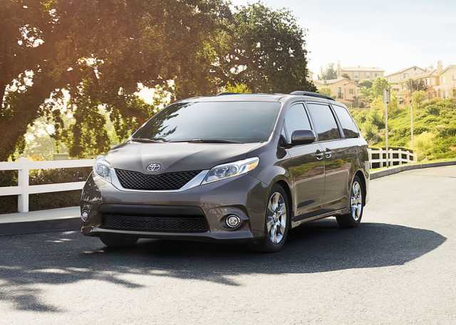 Toyota Sienna 2016 thiết kế 7 chỗ ngồi, thoáng và rộng