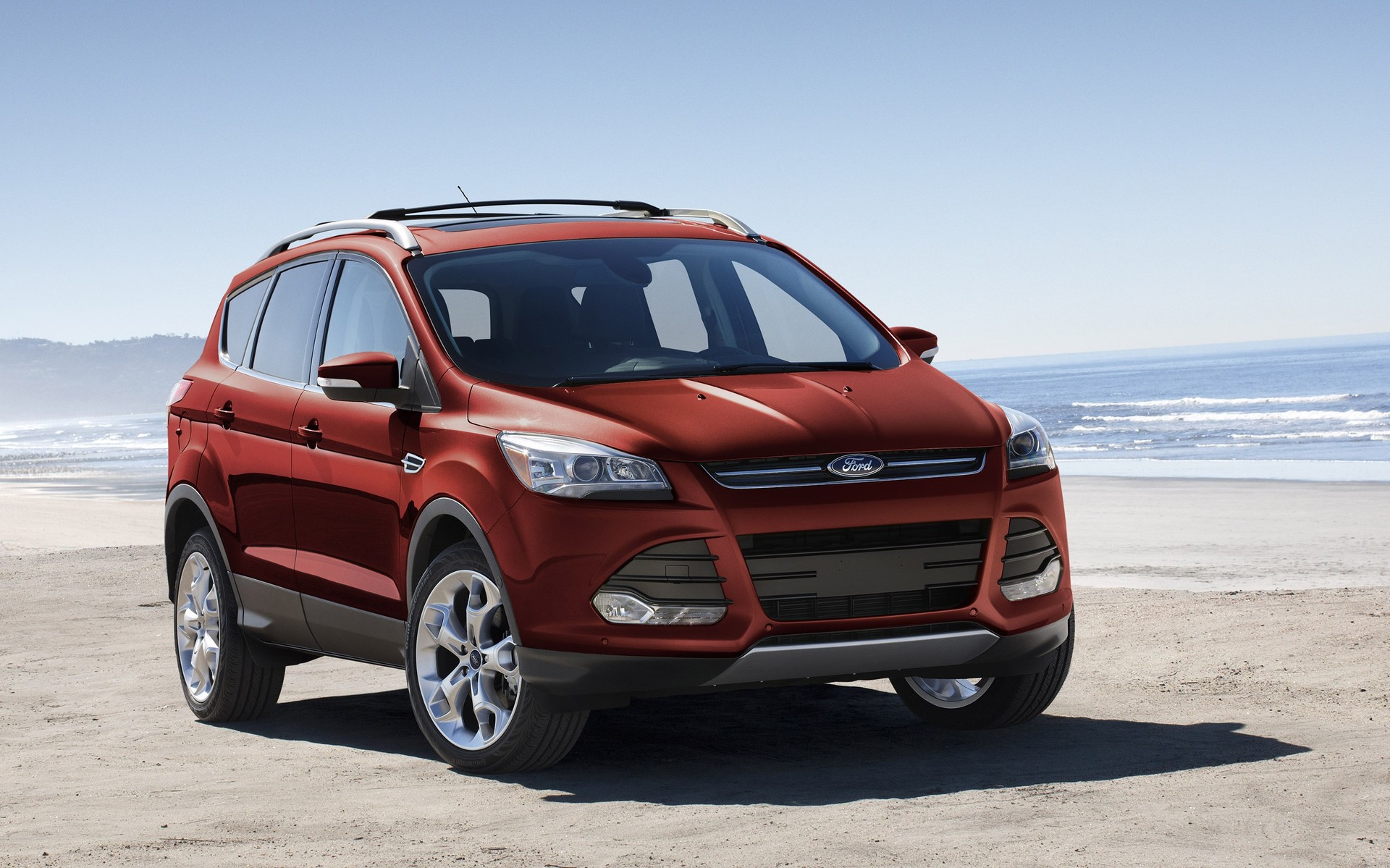 Ford Escape 2015 có nhiều thay đổi đáng kể so với mẫu cũ