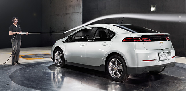 Chevrolet Volt 2015 được công nhận là chiếc xe hybrid có chặng đường đi được xa nhất