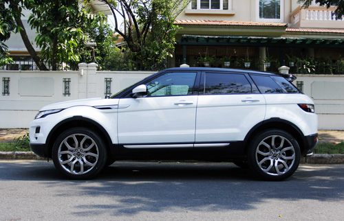Range Rover Evoque trang bị động cơ 2.0 lít mới sử dụng công nghệ phun xăng điện tử mới