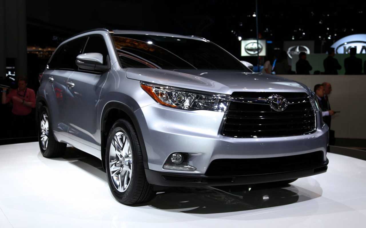 Toyota Highlander được đánh giá cao hơn qua những thử nghiệm về độ an toàn