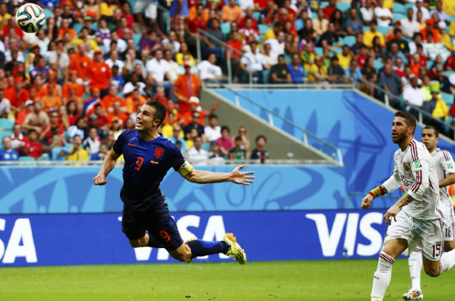 Tây Ban Nha 1 - 5 Hà Lan: Nhà vô địch rước nhục!