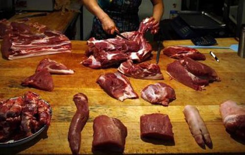 Thịt lợn và chất tạo màu, tạo mùi làm giả thịt cừu, qua mặt người tiêu dùng