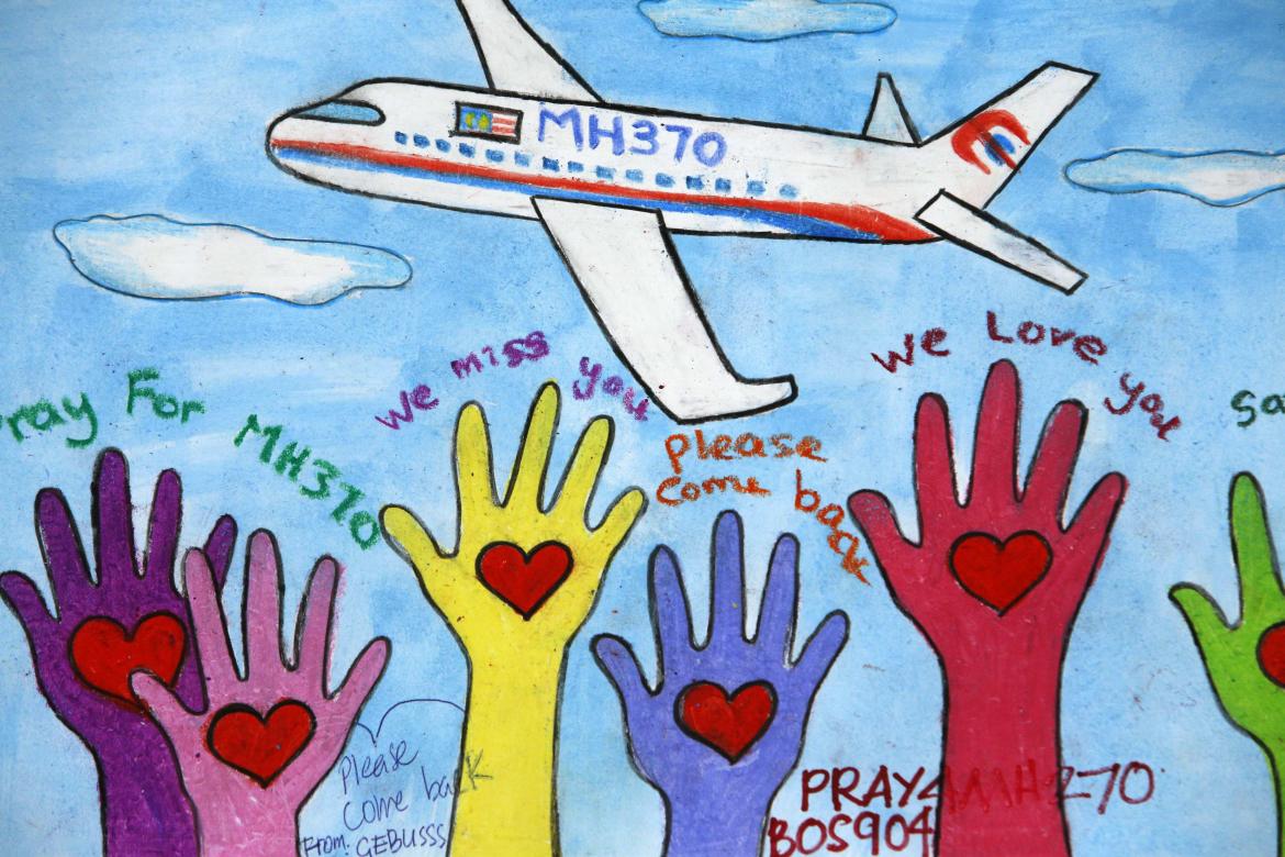 Thế giới cầu nguyện cho những nạn nhân có mặt trên máy bay mất tích MH370