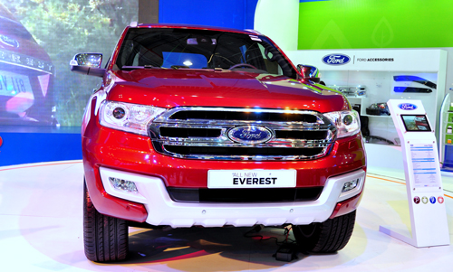 xe Ford Everest 2015 thay đổi thiết kế, mang hình ảnh chiếc xe đậm chất Mỹ