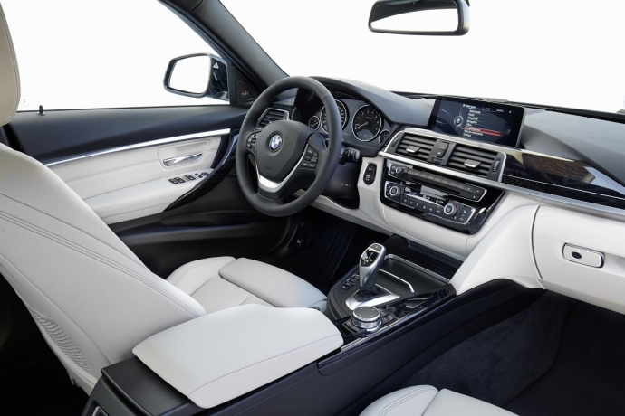 BMW Series 3 phiên bản mới được trang bị tiêu chuẩn hộp số tự động 8 cấp Steptronic