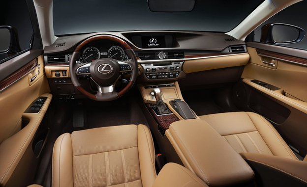 Thiết kế nội thất của Lexus ES 350 2016 tinh tế và sang trọng