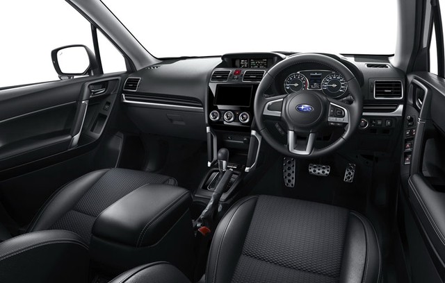 Không gian nội thất của xe Subaru Forester 2017 yên tĩnh hơn