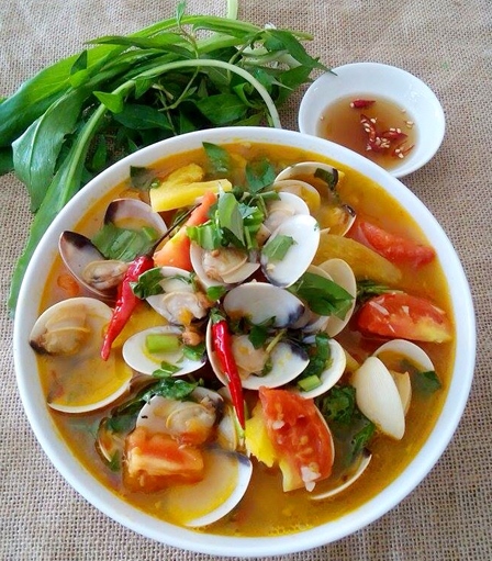 canh hến 