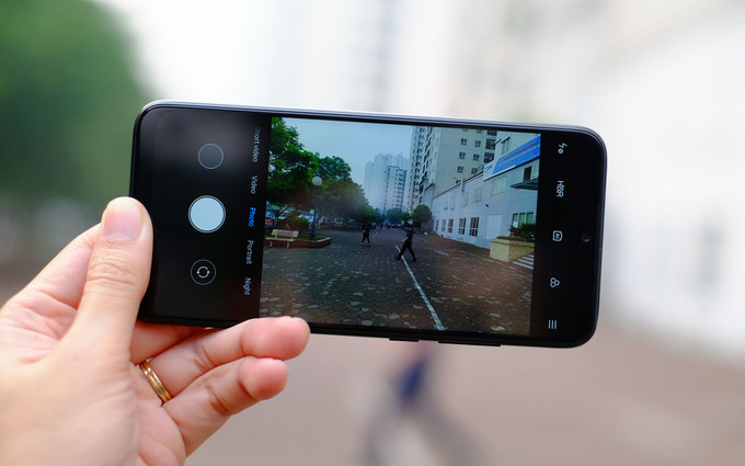 Về Việt Nam với giá 6 triệu đồng, Redmi Note 7 Pro được trang bị những gì?