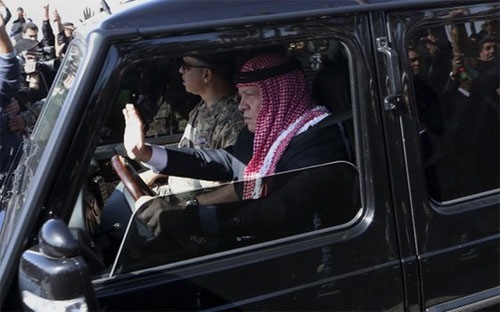 Nhà vua Abdullah của Jordan thề chiến đấu chống khủng bố IS đến cùng