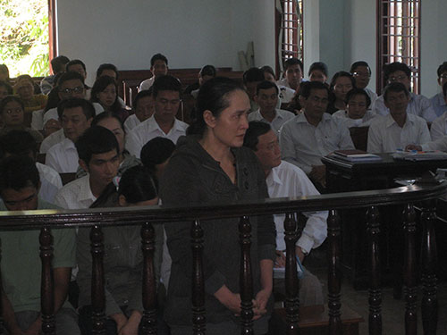 Tin tức cập nhật mới nhất ngày 17/1/2015: Bị cáo Nguyễn Thị Sương bị tuyên án 20 năm tù giam