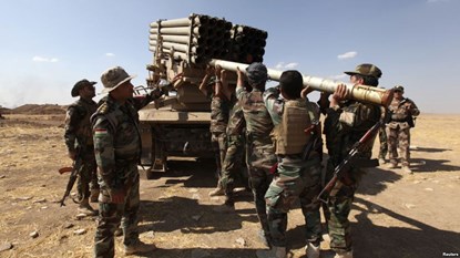 Dân quân người Kurd nạp hỏa tiễn tấn công vào các vị trí của khủng bố IS