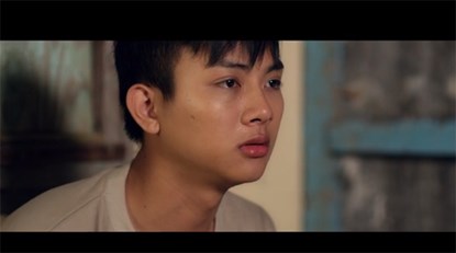 Với lời ca ý nghĩa, giọng hát đầm ấm và lối diễn xuất tình cảm, MV của Hoài Lâm thực sự khiến gười hâm mộ xúc động