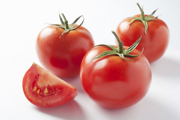 Không nên bảo quản cà chua trong tủ lạnh vì dễ mất chất dinh dưỡng