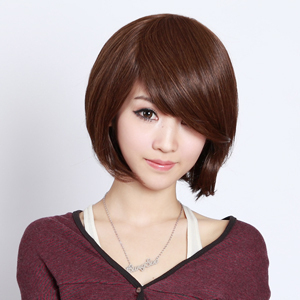 Các mẫu tóc ngắn dễ thương phải kể đến là kiểu tóc ngắn cắt tỉa phù hợp với cô nàng mặt dài