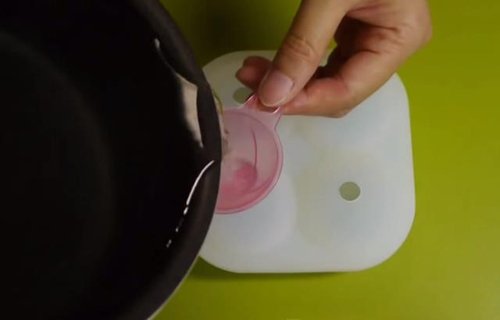 Tạo hình giọt nước trong veo cho bánh mochi nước thêm đẹp mắt