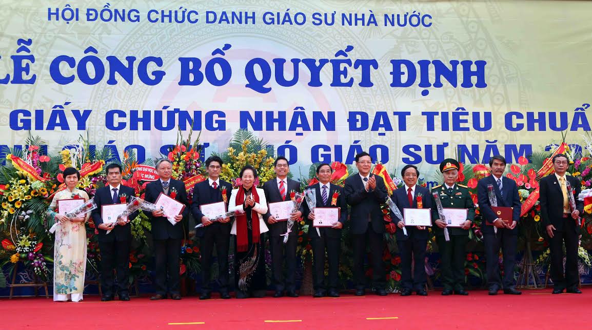 Việt Nam mới chỉ có 1,2 giáo sư hoặc phó giáo sư trên 1 vạn dân