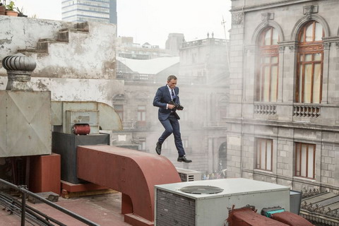 'Điệp viên 007' phần thứ 24 mang tên 'Spectre' mang về doanh thu hơn 80 triệu USD chỉ sau 7 ngày công chiếu