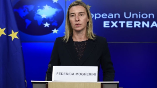Tình hình Ukraine mới nhất: Đại diện cấp cao phụ trách chính sách an ninh và đối ngoại của EU, bà Federica Mogherini phát biểu tại cuộc họp