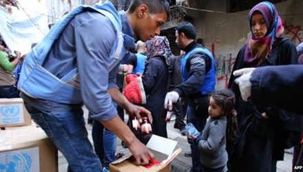 Khủng bố IS tấn công trại tị nạn Al-Yarmouk với khoảng 18.000 người Palestinia trong đó