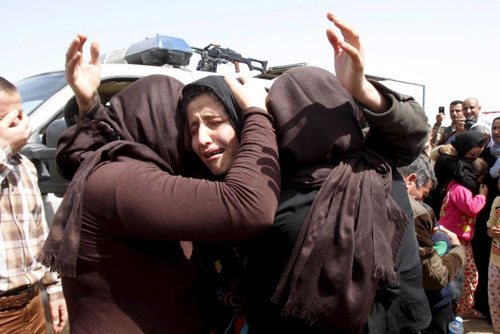 Những người Yazidi nghẹn ngào khi được trở về nhà sau một thời gian bị IS giam giữ