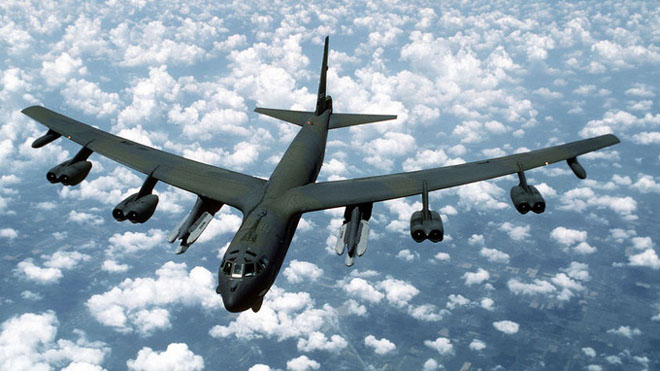 B-52 là máy bay ném bom hạng nặng siêu âm chiến lược được sử dụng lâu nhất trong không quân Mỹ
