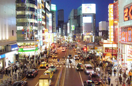 Nhật Bản phải nâng cao năng suất lao động để ngăn chặn suy thoái kinh tế