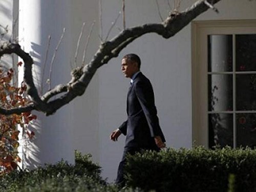 Tin tức mới cập nhật 24h ngày 16/12: Tổng thống Mỹ Barack Obama đi từ Phòng Bầu dục khi ông rời Nhà Trắng hôm 15/12