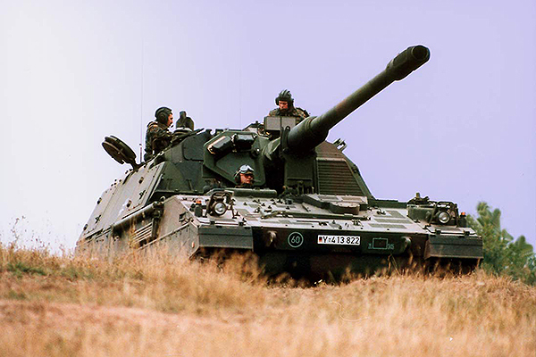 Pháo tự hành PZH 2000 mạnh nhất và hiện đại nhất mà Lục quân Đức sỡ hữu