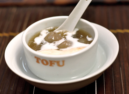 Ghé qua quán tào phớ Tofu để thưởng thức đến 20 loại tào phớ khác nhau