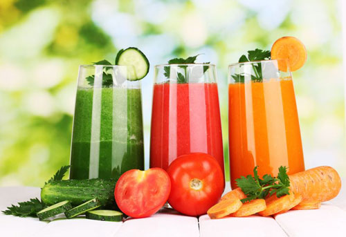 Các loại nước ép trái cây, rau củ chứa nhiều chất chống oxy hóa rất tốt cho người bị bệnh thận