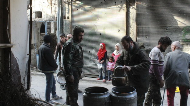 Syria cho phép cứu trợ nhân đạo 7 khu vực bị vây hãm là tin tức về tình hình chiến sự Syria mới nhất ngày 18/2/2016