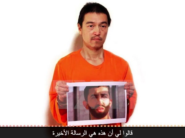 Đoạn video mới nhất về con tin Nhật bị khủng bố IS bắt giữ xuất hiện trên mạng