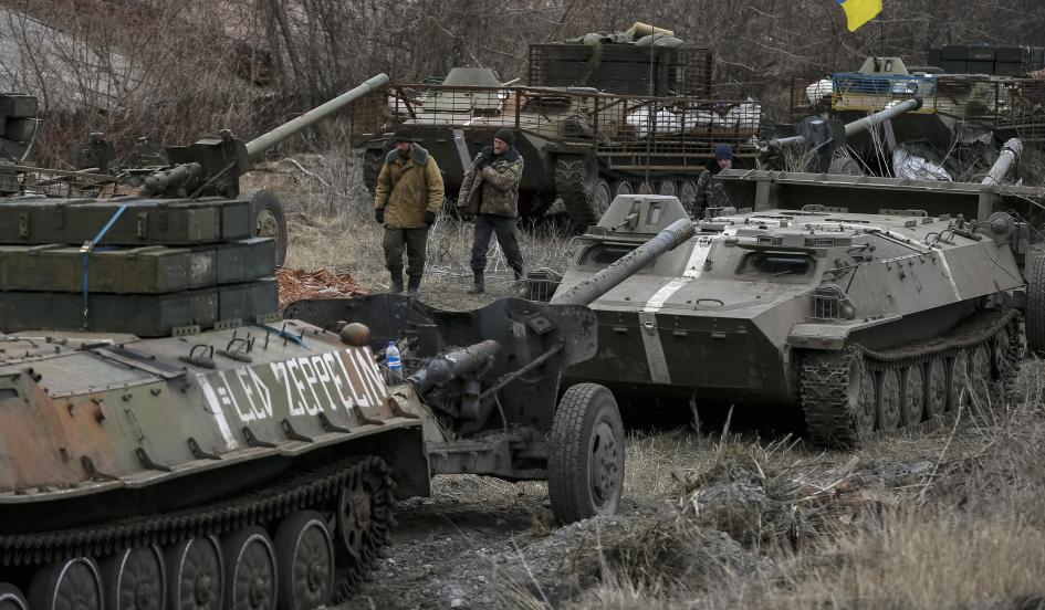 Tình hình Ukraine mới nhất: Hai bên tham chiến cáo buộc lẫn nhau về quá trình thu hồi vũ khí hạng nặng từ chiến tuyến