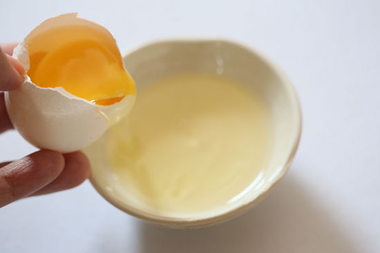 Lòng trắng trứng là một trong những 'thần dược' cho làn da