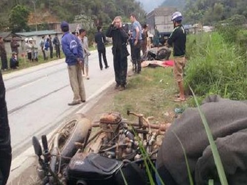 Tai nạn giao thông ngày 27/3: Xe bán tải tông trực diện xe khách, 4 người thương vong