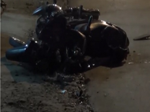 Tai nạn giao thông ngày 28/5: Xe máy đối đầu, cụ ông tử vong, thanh niên nguy kịch